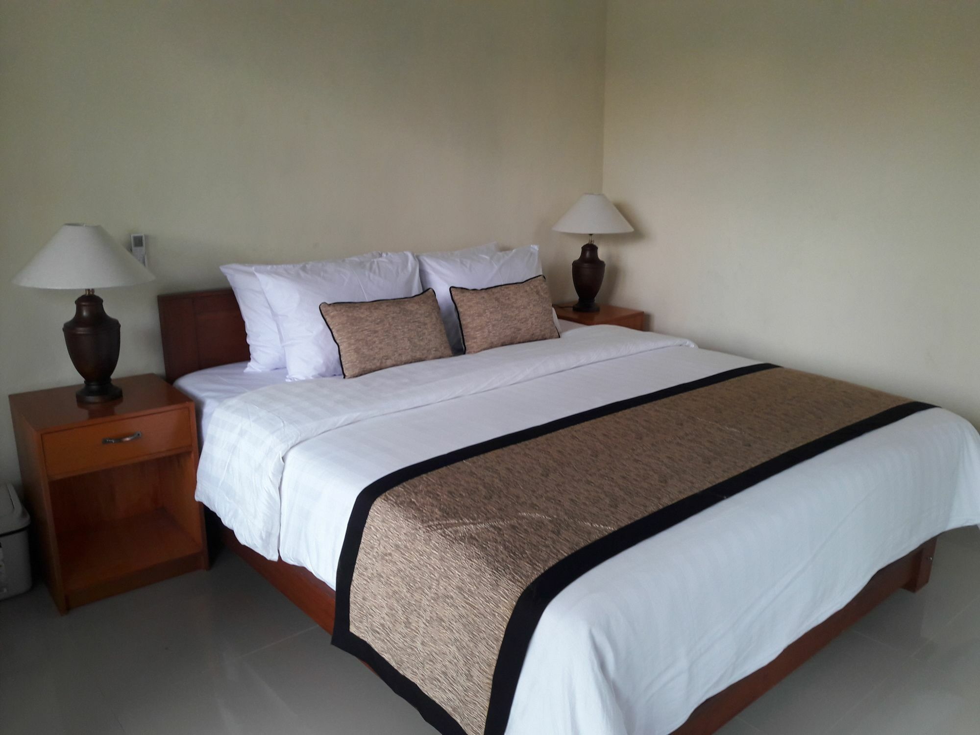 Pemuntalan Guesthouse Nusa Lembongan  Luaran gambar